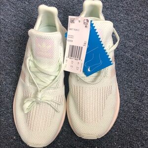 adidas Kids Sneakers in Light Green